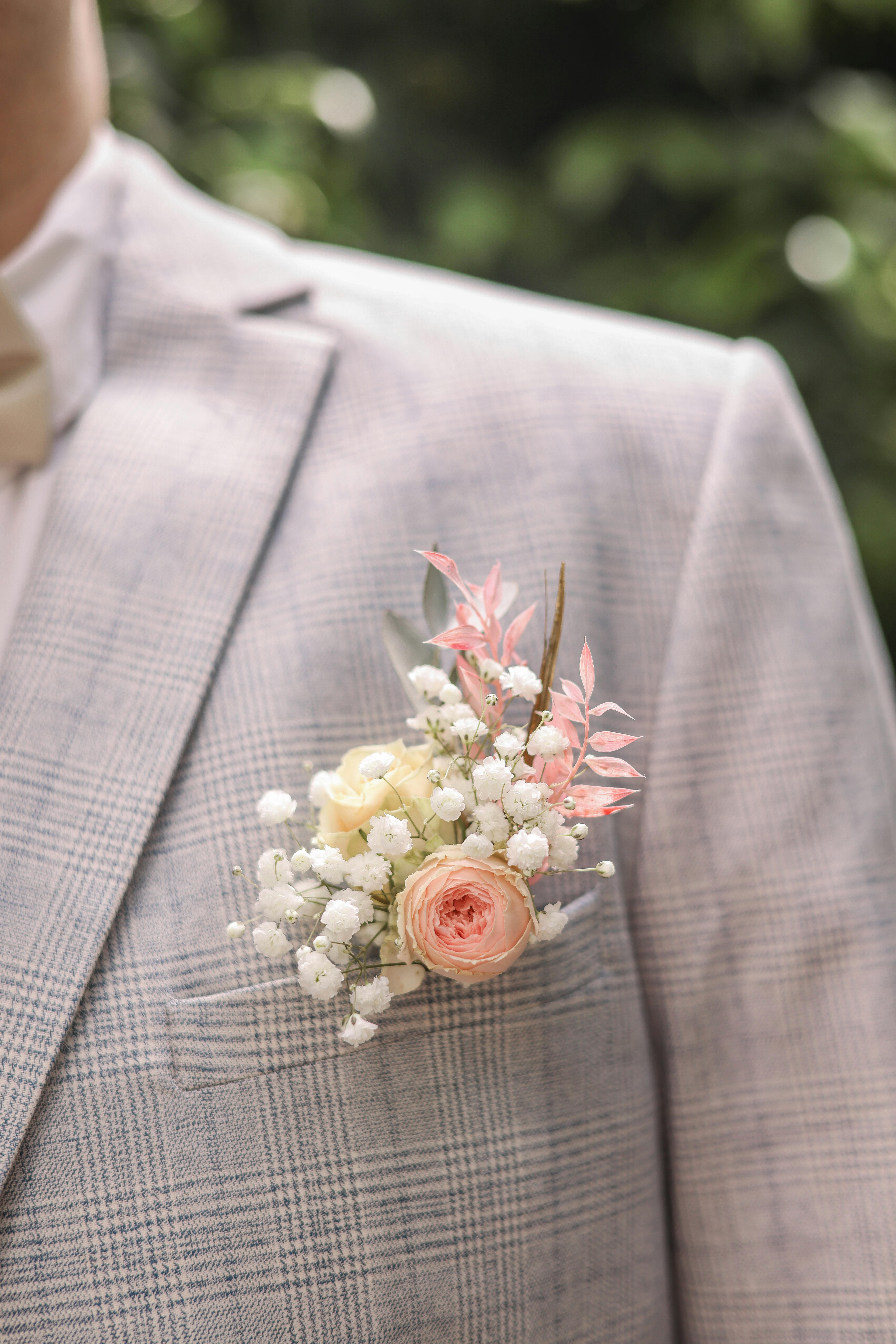 boutonnière marié rose et blanche