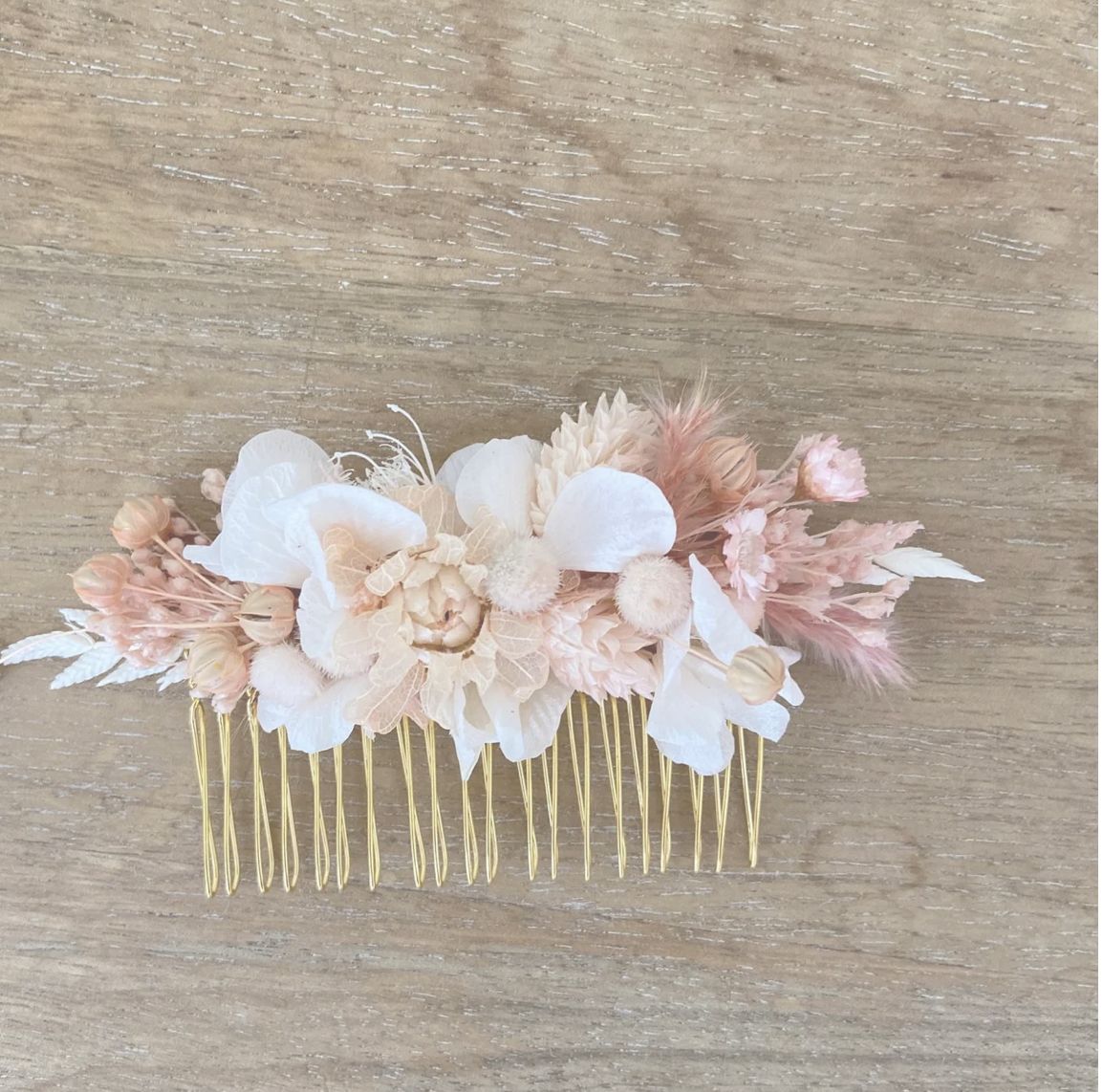 5fe93b446c40b52efda17ed81ebe16cf peigne à chignon